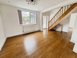 Dining Room - click for photo gallery